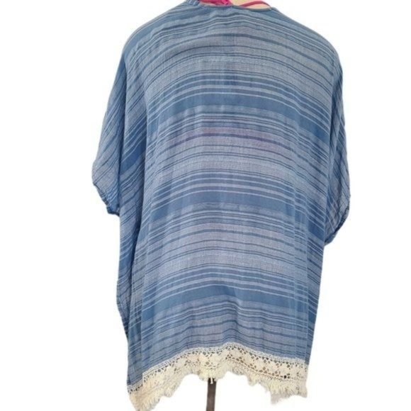 Hollister Open Kimono, size M/L - Picture 7 of 7